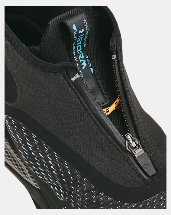 รองเท้าวิ่ง UA HOVR™ Phantom 2 Storm สำหรับผู้ชาย, Black, pdpMainDesktop image number 5